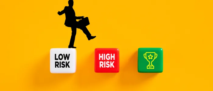 Maximizing Profitability and minimizing Risk - The CFO's guide to contract lifecycle management (CLM)